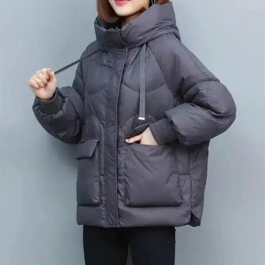 WohlFur - Daunenjacke Damen - Winterjacke Mit Kapuze, Kurz, Warm und Wasserabweisend